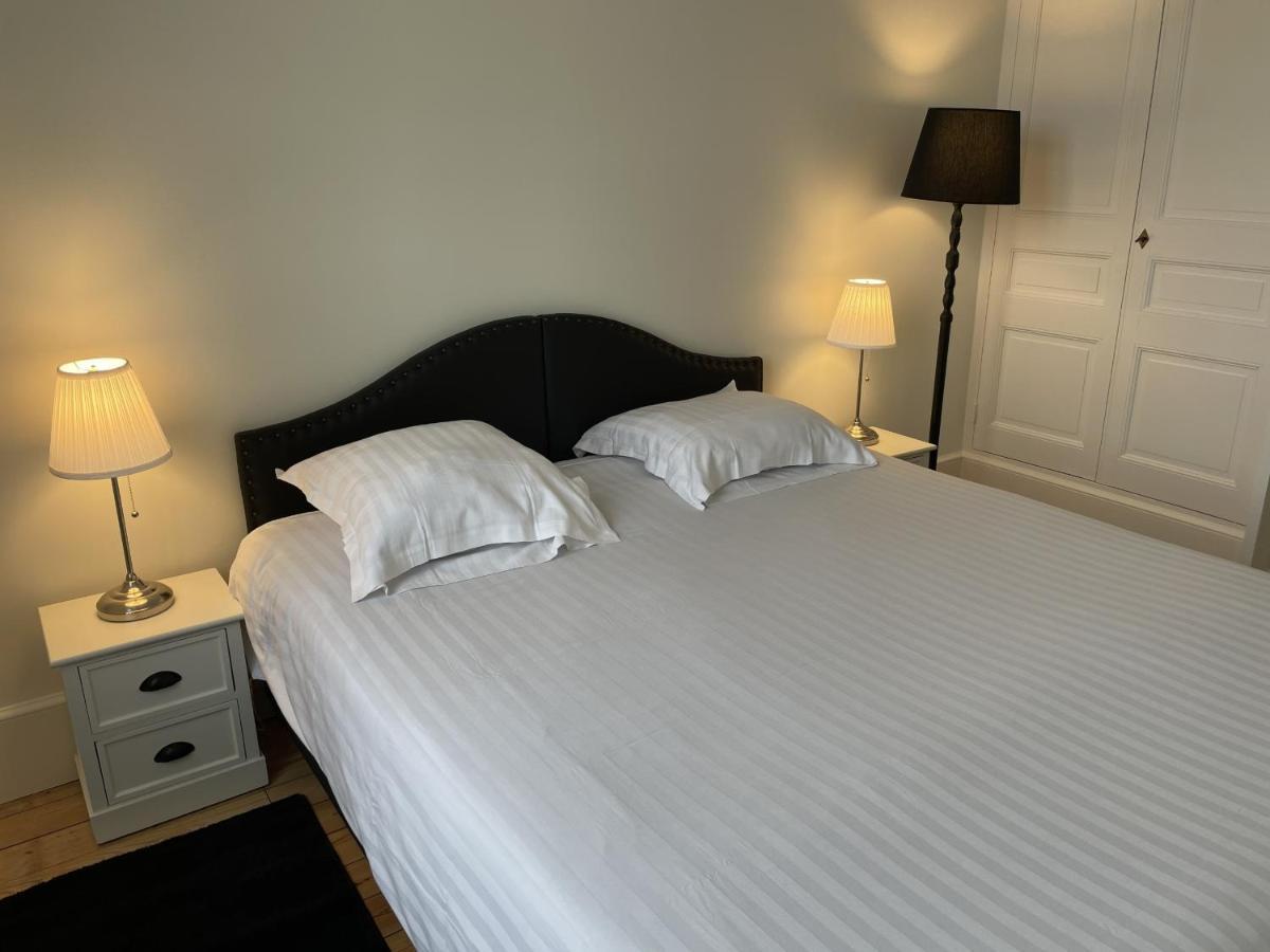 Le Royal XIX Vue Mer Dinard Ngoại thất bức ảnh